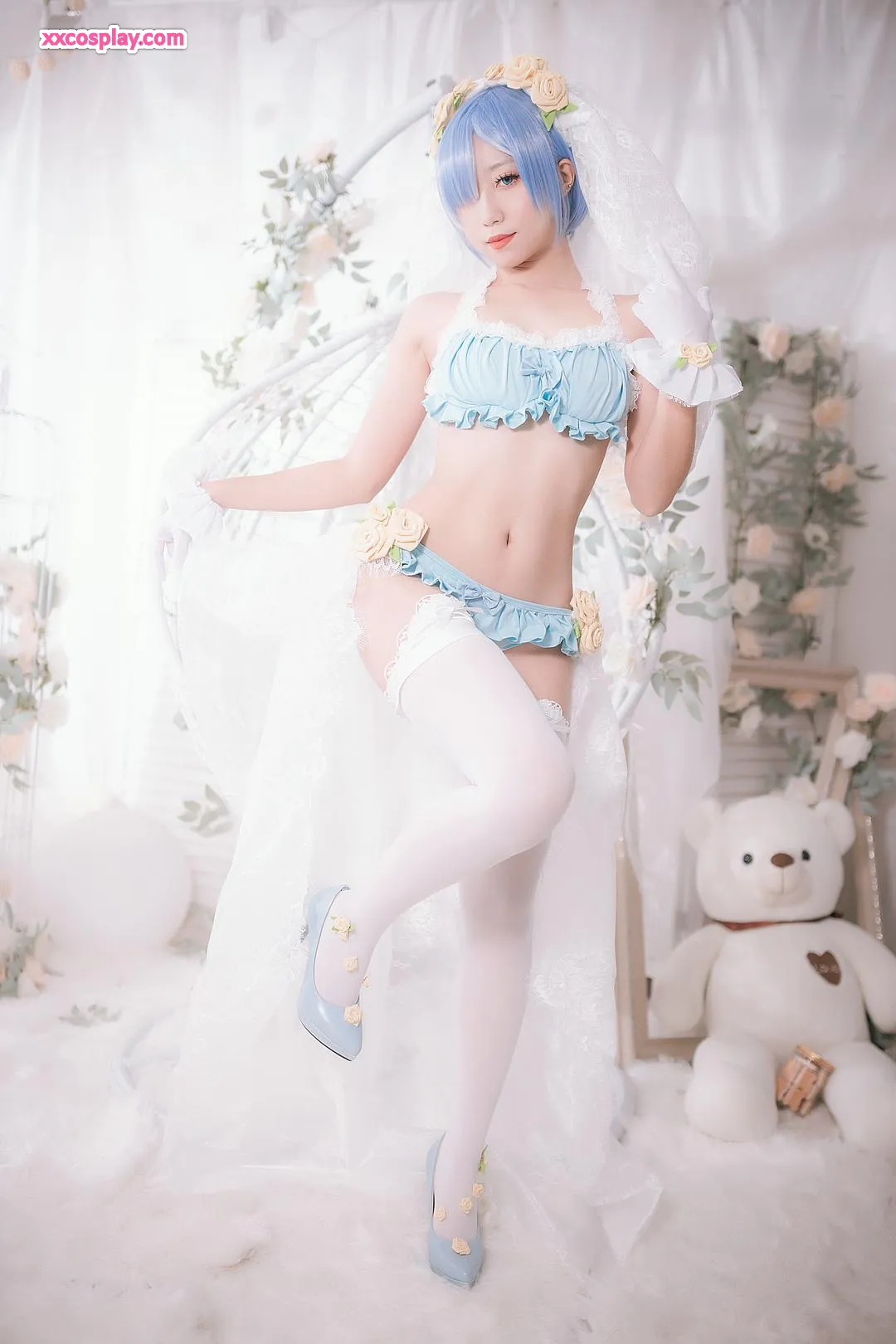 Money冷冷 - Rem Bridal Cosplay